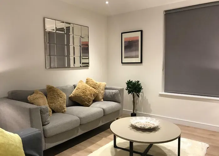 Kew Bridge Apartments